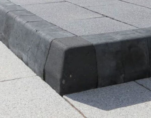 Picture of KILSARAN BULL NOSE KERB BLOCK 200X127X100MM